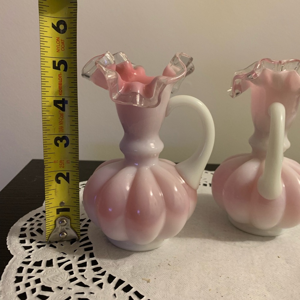 2 Fenton pair of pink & silver crest pitcher melon style and beautiful pink - Picture 5 of 5